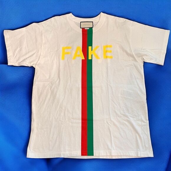 Gucci
2020 Web Accent T-Shirt
Size: S - Picture 1 of 4